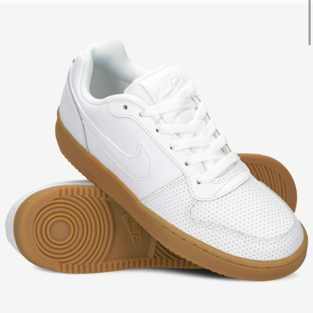 All White Nike Womens Ebernon Gum Sole 7.5